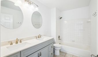 42924 MAPLEGROVE Ct, Ashburn, VA 20147