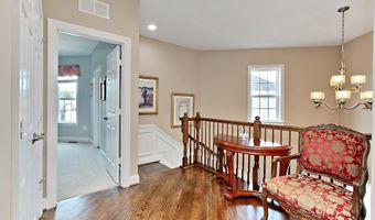 21264 FAIRHUNT Dr, Ashburn, VA 20148