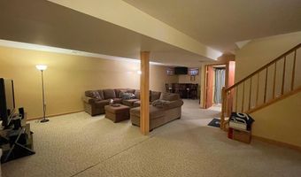 155 Oak Pl, Blakeslee, PA 18610