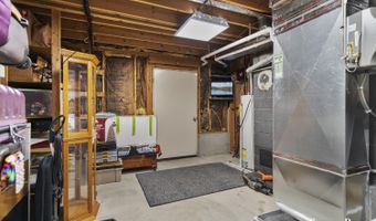 86 Carl Dr NE, Ada, MI 49301