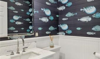 169 Wellington Ave, Newport, RI 02840
