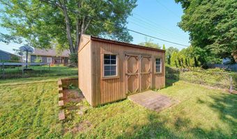 2095 Harold St, Adrian, MI 49221