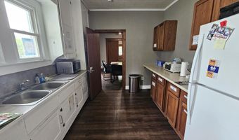 308 W Church St, Aurora, MO 65605