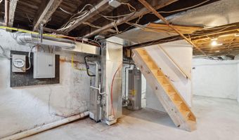 7 E OXFORD St, Philadelphia, PA 19125