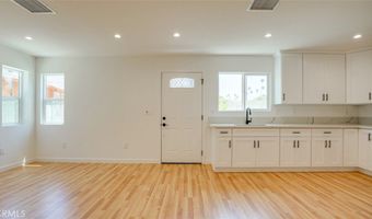 856 W 47th St, Los Angeles, CA 90037