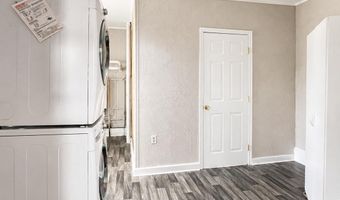 6 DELAWARE Ave, Delmar, DE 19940
