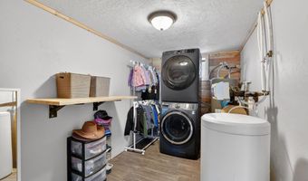 669 S University Ave, Blackfoot, ID 83221