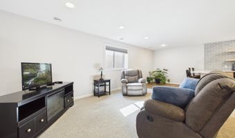 117 E Birchwood Dr, Brandon, SD 57005
