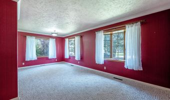305 E 21st St, Atlantic, IA 50022