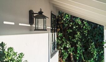 221 Highland Dr, Aptos, CA 95003