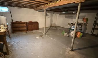 20 Tracy Dr, Burlington, VT 05408