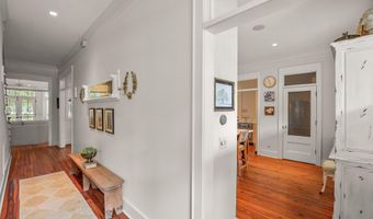 110 Coosaw Club Dr, Beaufort, SC 29907