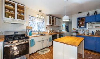 61 Hudson Ave, Athens, OH 45701