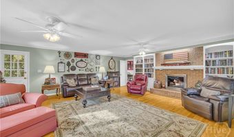 155 Devereux Dr, Athens, GA 30606