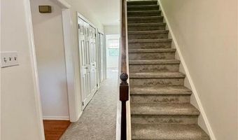 1045 Barnside Rd, Allentown, PA 18103