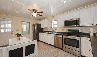 21 Holbrook Rd, Bedford, NH 03110