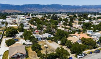 1054 W 10th St, San Bernardino, CA 92411