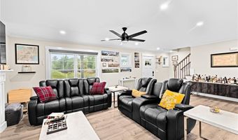 8 Big River Rd, Coventry, RI 02816