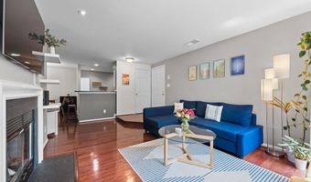 7501 ASHBY Ln J, Alexandria, VA 22315