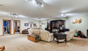 102 N Finch Ct, Andale, KS 67001
