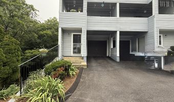 1 Beaver Brook Rd 50, Danbury, CT 06810