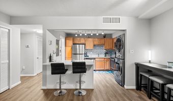 6301 STEVENSON Ave 114, Alexandria, VA 22304