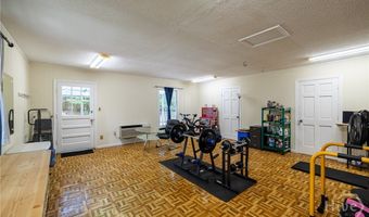 140 Rollingwood Dr, Athens, GA 30605