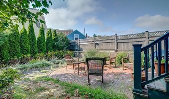 1 Bliss Rd, Newport, RI 02840