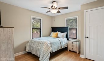 814 Prairie St, Adel, IA 50003