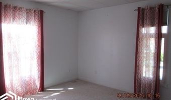 211 Harriman St, Alexander, IA 50420