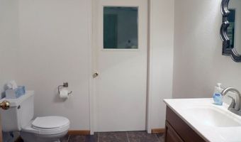 729 S 16th St, Bismarck, ND 58504