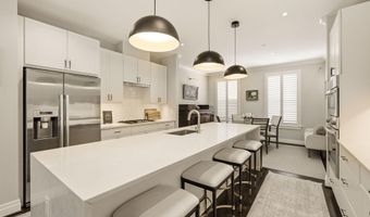 223 MONTGOMERY, Alexandria, VA 22314