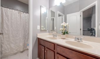 24701 GRACEHILL Ter, Aldie, VA 20105