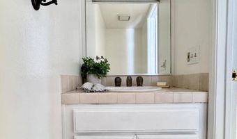 5714 Skyview Way #E, Agoura Hills, CA 91301