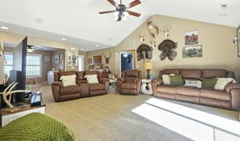 1807 McDermid Ave, Angola, IN 46703