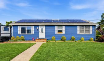 416 Ocean Ave, Beachwood, NJ 08722