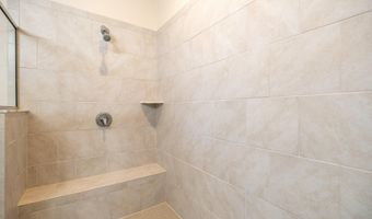 2715 S Spurway Dr, Ann Arbor, MI 48105