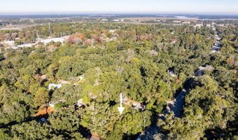 2301 Hermitage Rd, Beaufort, SC 29902