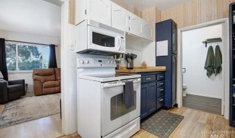 424 8th Ave N, Buhl, ID 83316