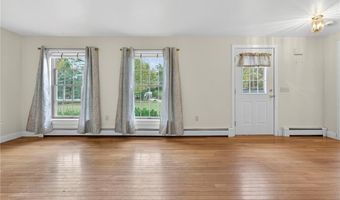 1 Gilman Rd, Hopkinton, RI 02832