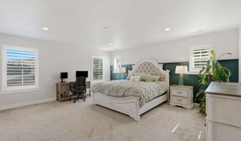 362 S 400 E, Centerville, UT 84014