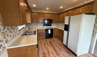 1408 Duesenberg Dr, Auburn, IN 46706
