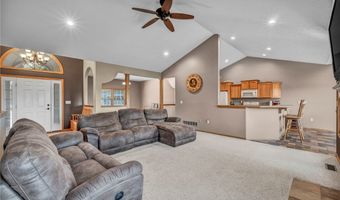 596 Vaughn Trl, Akron, OH 44319