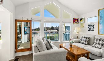 16219 LOWER HARBOR Rd P5, Brookings, OR 97415