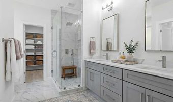 162 Clearcreek Dr, Boiling Springs, SC 29316