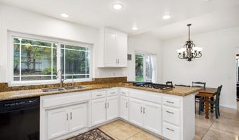 6823 Corintia St, Carlsbad, CA 92009