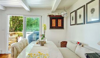 33 W Main Rd, Little Compton, RI 02837