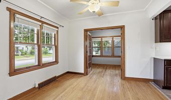 821 S WEIMAR St, Appleton, WI 54915