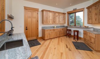 20440 Swalley Rd, Bend, OR 97703