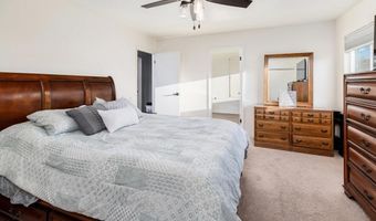 435 W Hawthorne St, Fallbrook, CA 92028